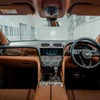 特別なベントレー『ベンテイガ』のロングホイールベース4台をペニンシュラ香港に納車
