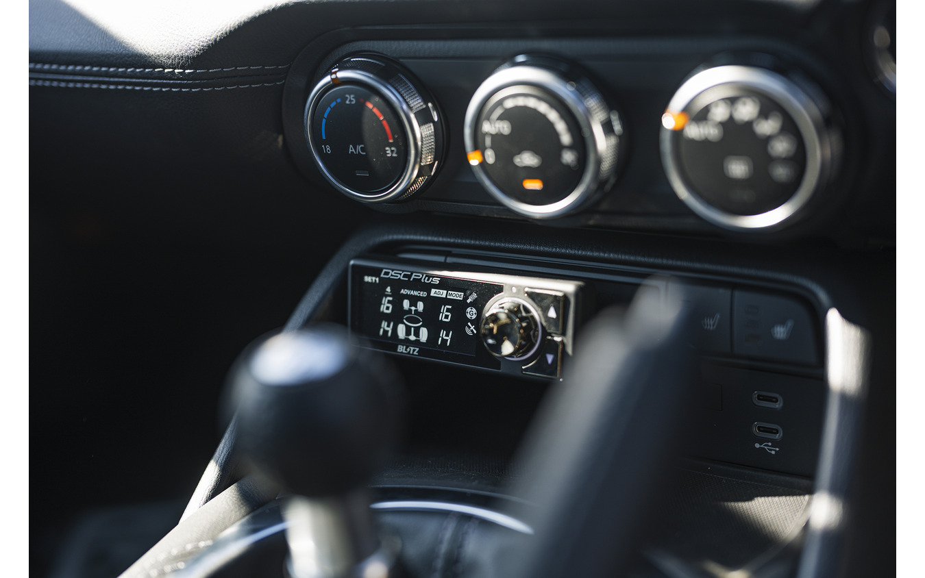 BLITZ × MAZDA ロードスター